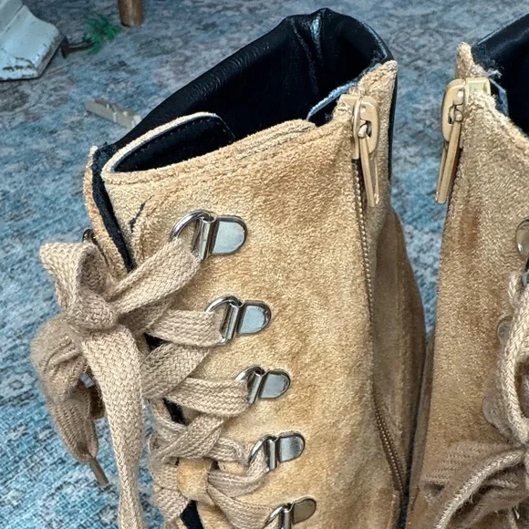 Steve Madden Breccan Tan and Black Lace-Up Block Heel Boots -‎ 10 - Picture 8 of 15